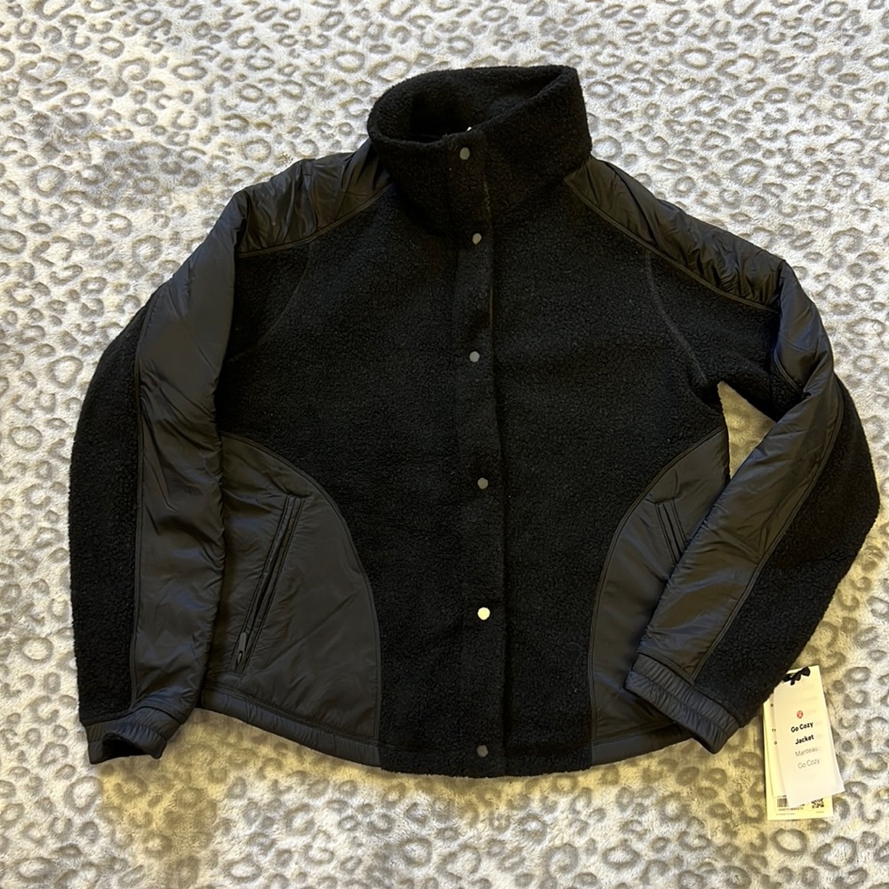 NWT Lululemon Go Cozy Jacket Size 8